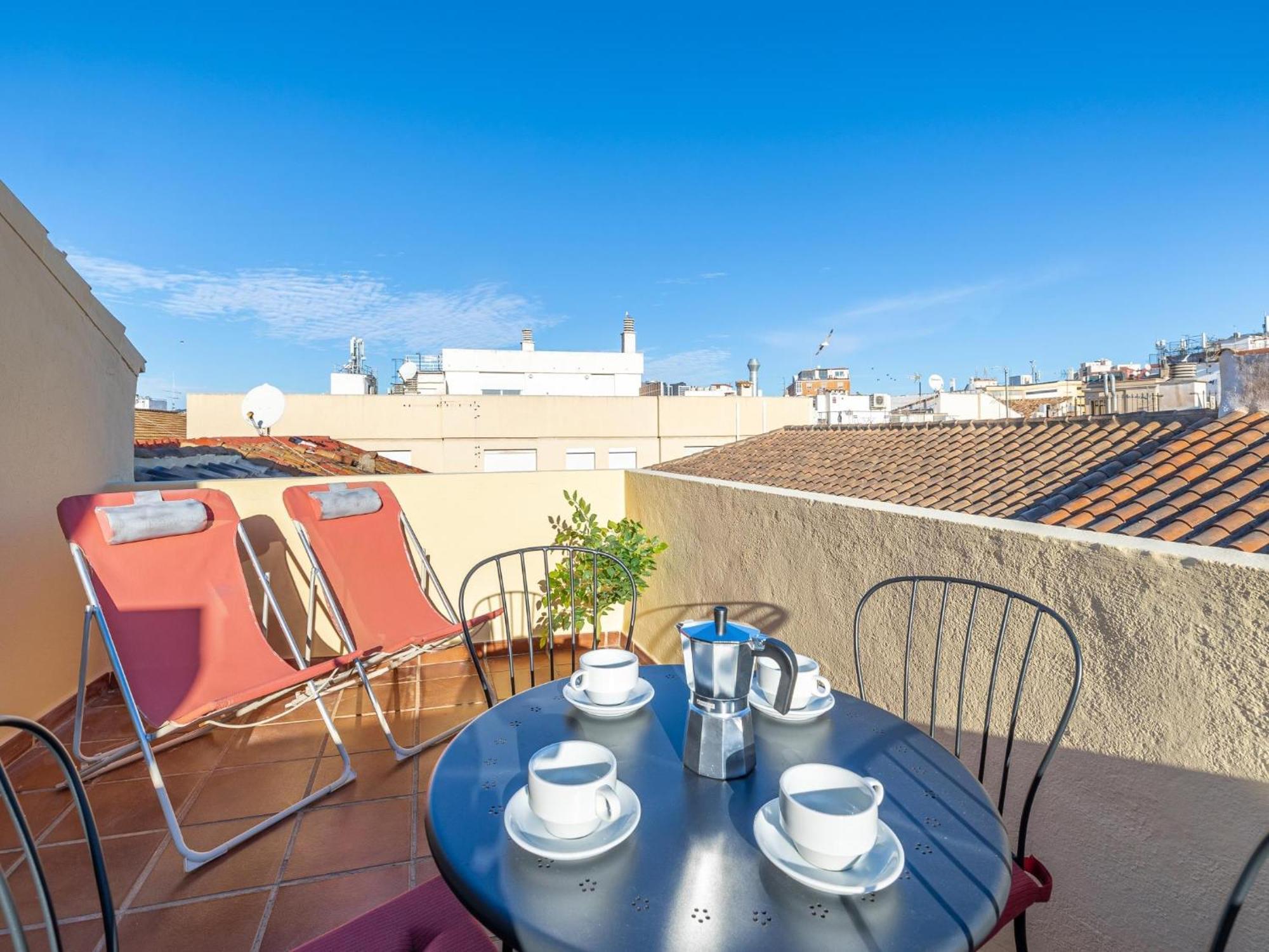 H2M Lazcano With Sunny Terrace In Old Town マラガ エクステリア 写真